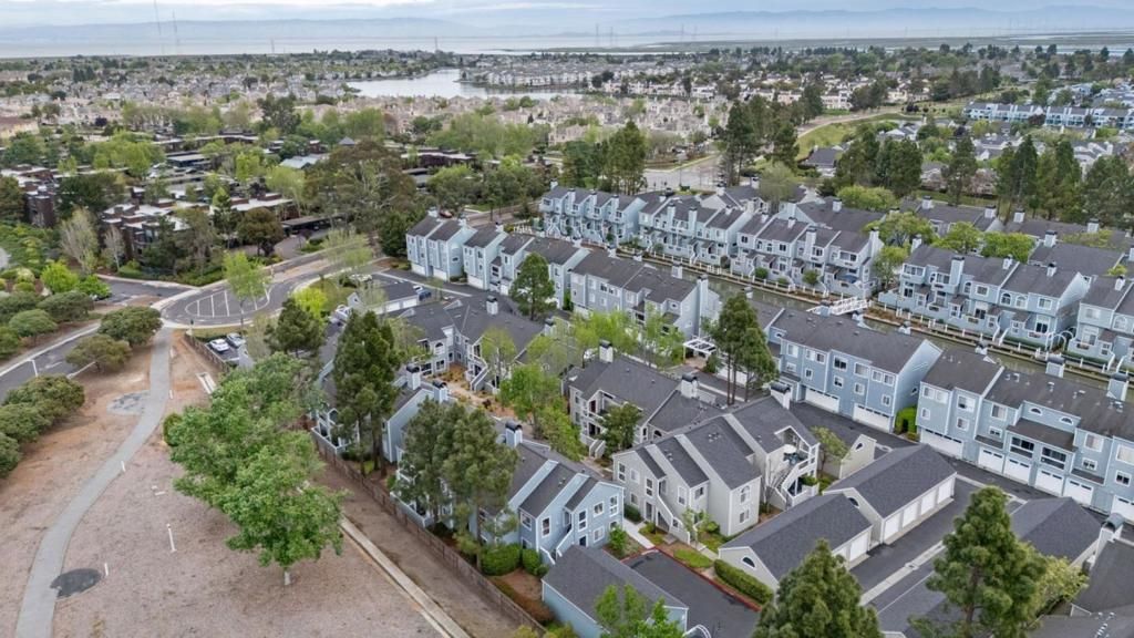 Image 25 of property listing at 849 Portwalk Place, Redwood City, CA 94065