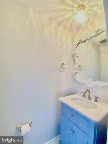 7370 ELDORADO ST, Mclean, VA 22102