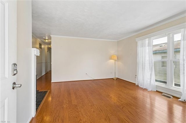 2232 N Mallory ST, Hampton, VA 23664