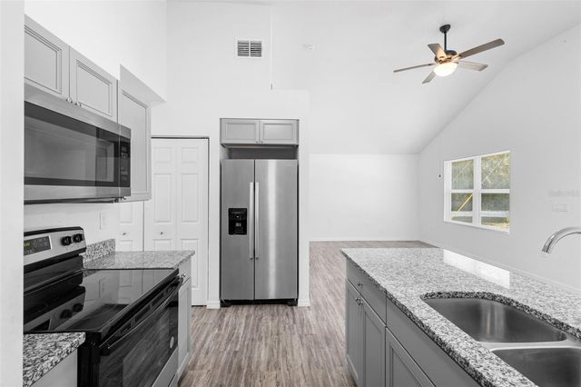 15028 SW 24TH PLACE, Ocala, FL 34481