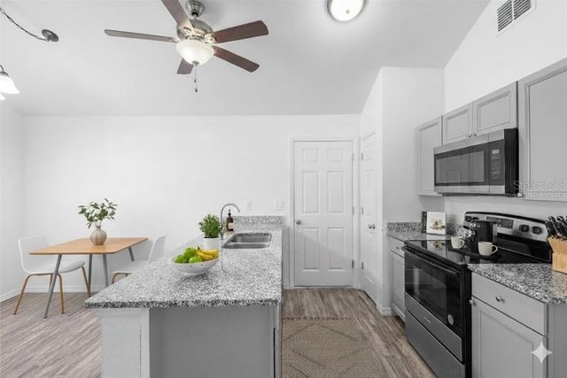 15028 SW 24TH PLACE, Ocala, FL 34481