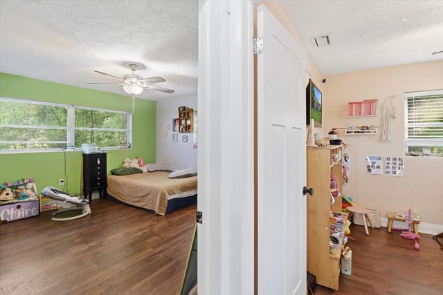 56 S COLUMBUS STREET, Beverly Hills, FL 34465