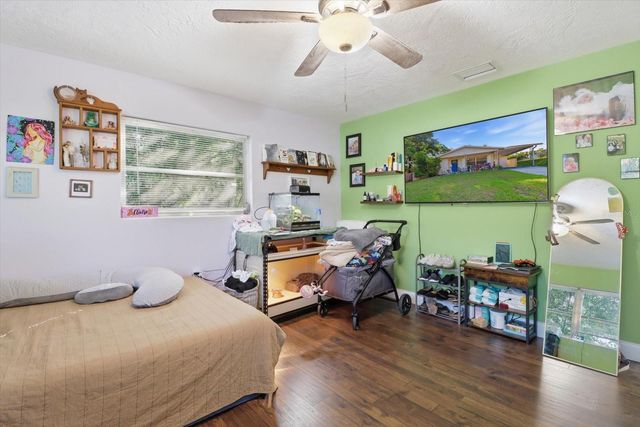 56 S COLUMBUS STREET, Beverly Hills, FL 34465