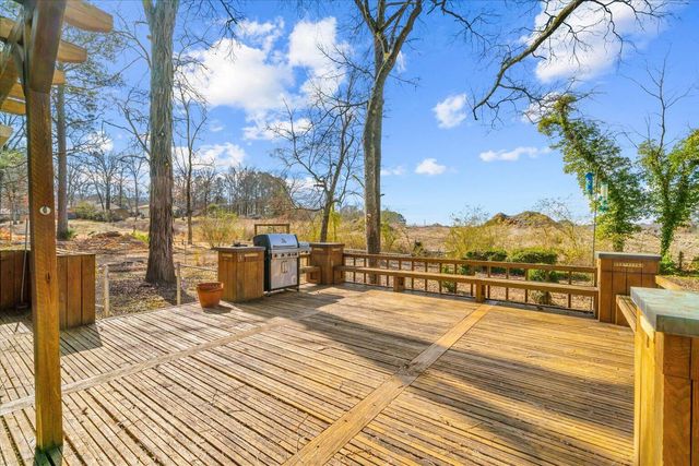 305 Charles Road, Chatsworth, GA 30705