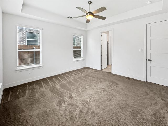 1304 Westborough LN, Leander, TX 78641