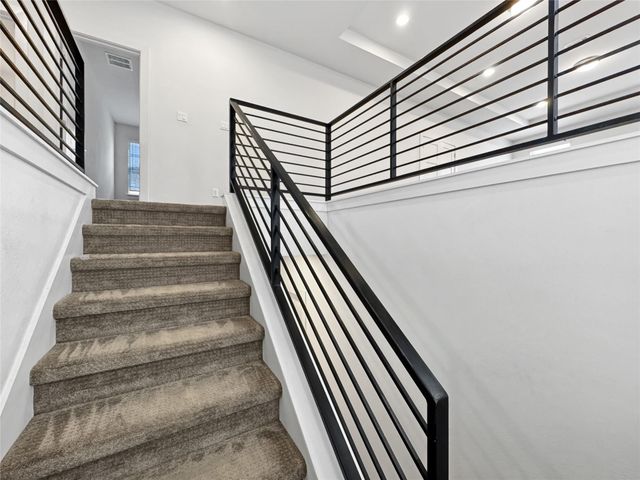 1304 Westborough LN, Leander, TX 78641