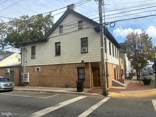 200-202 E FRANKLIN ST, Hagerstown, MD 21740