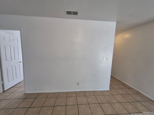 7319 Glen Cross, San Antonio, TX 78239