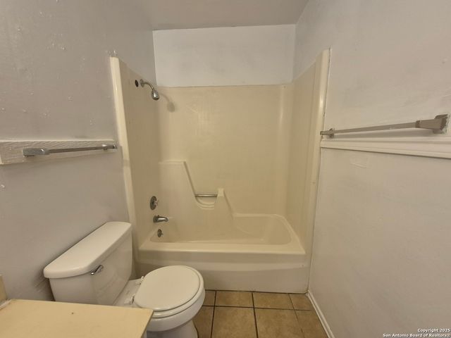 7319 Glen Cross, San Antonio, TX 78239