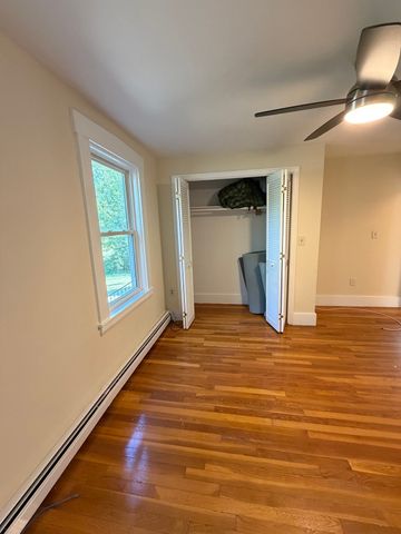 13 Populatic Street A, Medway, MA 02053