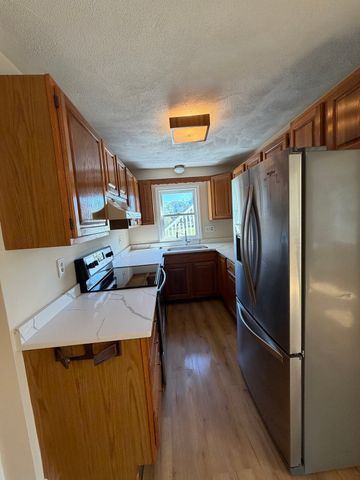 13 Populatic Street A, Medway, MA 02053