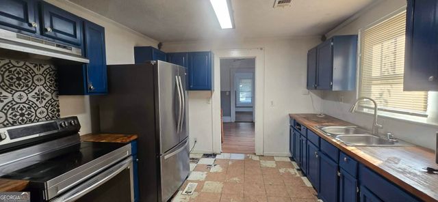 415 King Arnold Street, Hapeville, GA 30354