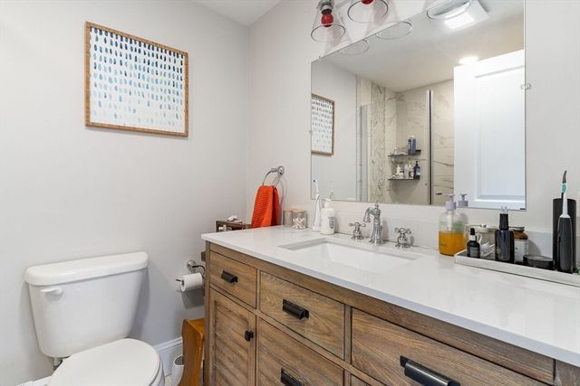 8 Osborne 1, Salem, MA 01970