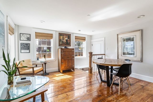 8 Osborne 1, Salem, MA 01970