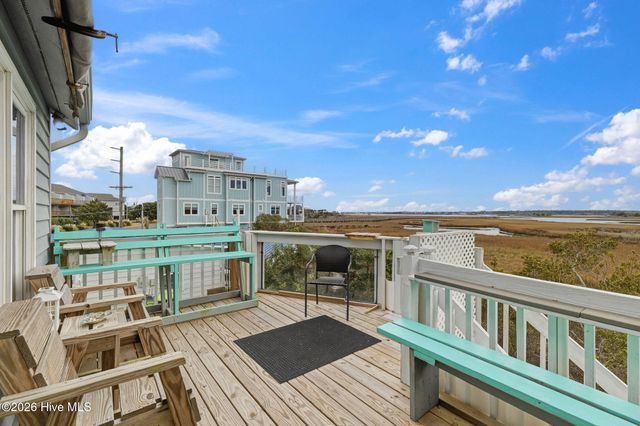 819 S Topsail Drive, Holly Ridge, NC 28445