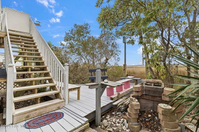 819 S Topsail Drive, Holly Ridge, NC 28445