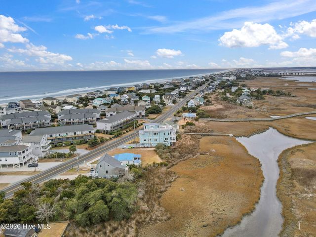819 S Topsail Drive, Holly Ridge, NC 28445