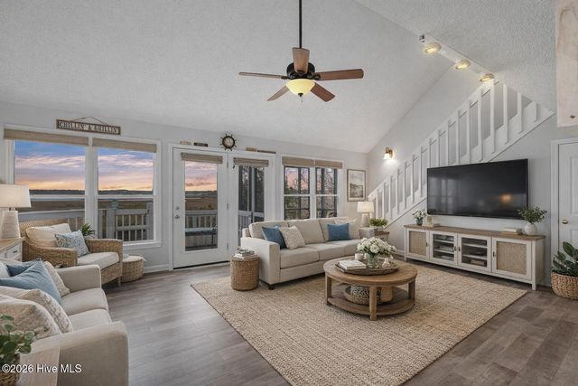 819 S Topsail Drive, Holly Ridge, NC 28445