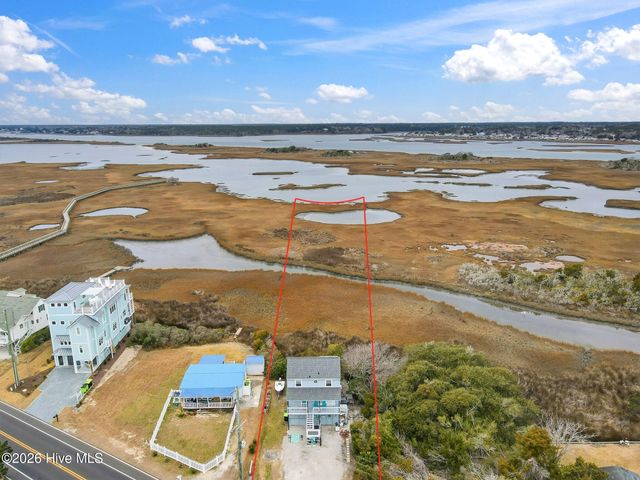 819 S Topsail Drive, Holly Ridge, NC 28445
