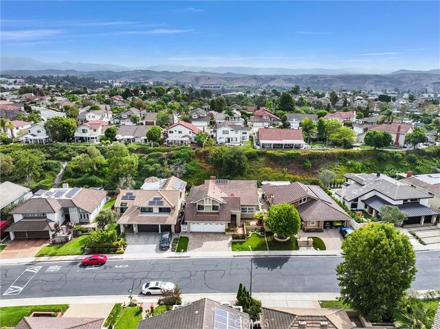 28562 Silverton, Laguna Niguel, CA 92677