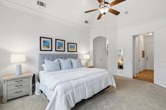 1316 Durango Springs Drive, Fort Worth, TX 76052