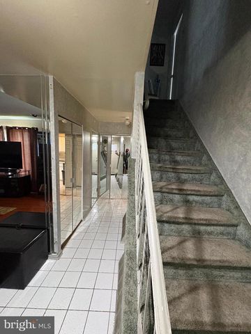 152 RENNARD ST, Philadelphia, PA 19116