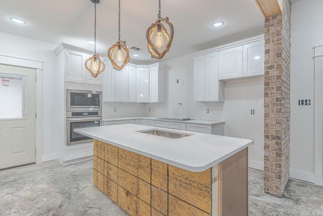 221 woodland trails, Bono, AR 72416