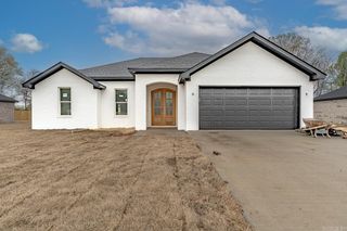 221 woodland trails, Bono, AR 72416