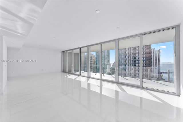 300 Biscayne Blvd Way 1802, Miami, FL 33131