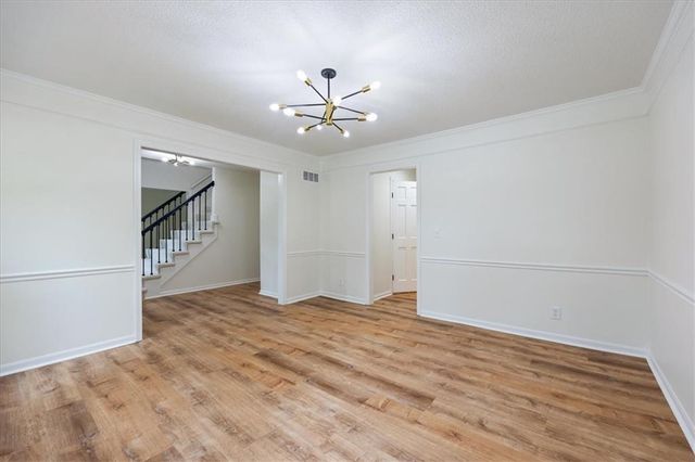 8800 W 115th Street, Overland Park, KS 66210
