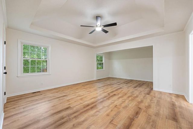 8800 W 115th Street, Overland Park, KS 66210