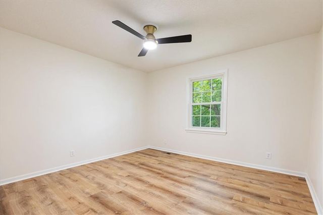 8800 W 115th Street, Overland Park, KS 66210