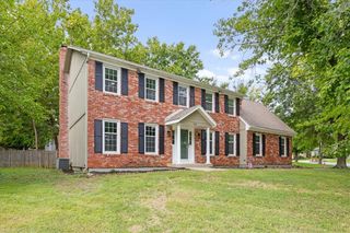 8800 W 115th Street, Overland Park, KS 66210