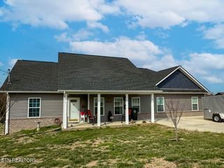 670 Jones Franklin Rd, Morristown, TN 37813