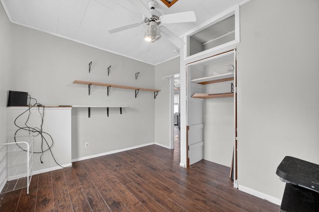 804 Lacona Avenue, Des Moines, IA 50315