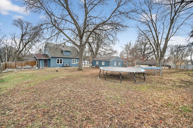 804 Lacona Avenue, Des Moines, IA 50315