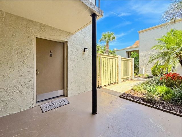3284 S SEMORAN BOULEVARD 11, Orlando, FL 32822