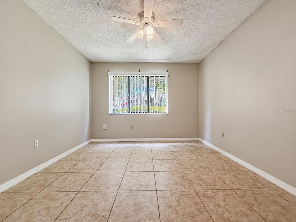 Image 21 of property listing at 3284 S SEMORAN BOULEVARD 11, Orlando, FL 32822