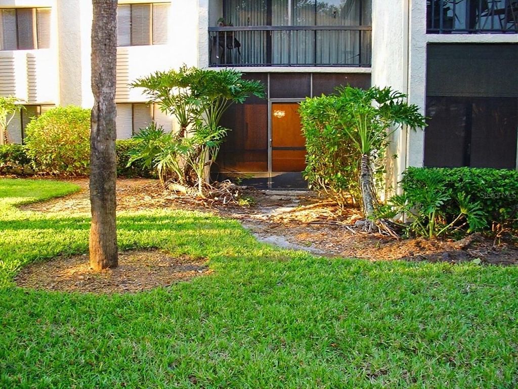 Image 10 of property listing at 3284 S SEMORAN BOULEVARD 11, Orlando, FL 32822