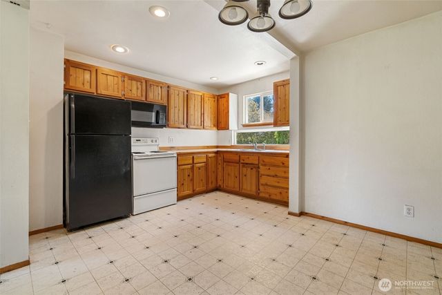 511 W 7th Street, Centralia, WA 98531