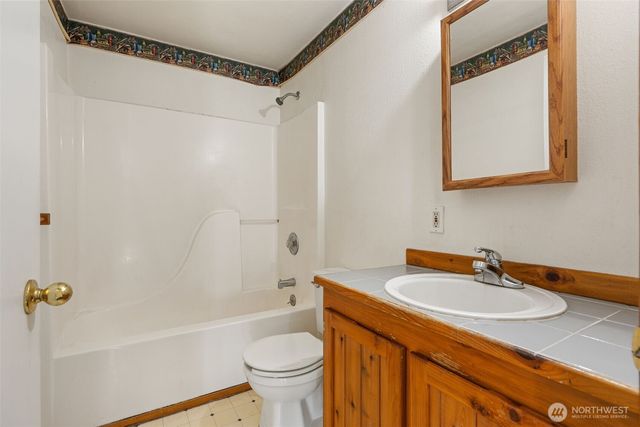 511 W 7th Street, Centralia, WA 98531