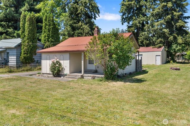 511 W 7th Street, Centralia, WA 98531