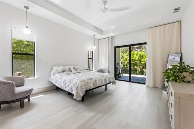380 COWRY ROAD, Venice, FL 34293