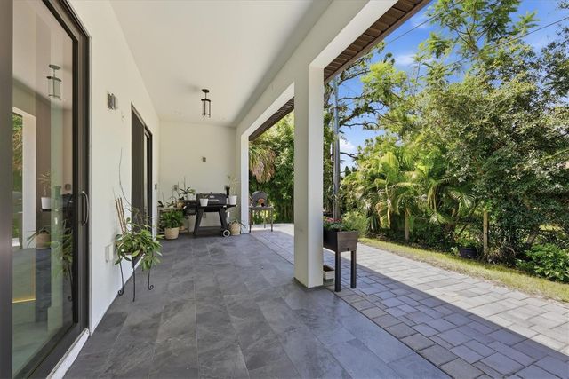 380 COWRY ROAD, Venice, FL 34293
