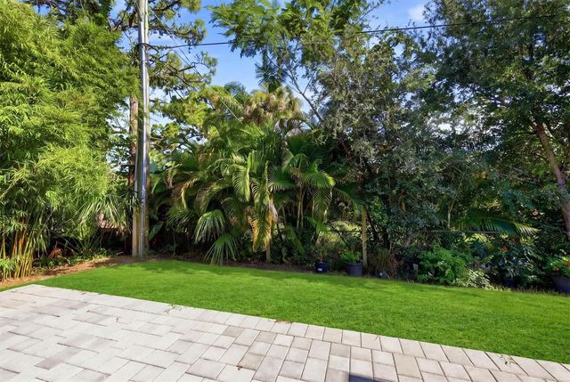 380 COWRY ROAD, Venice, FL 34293