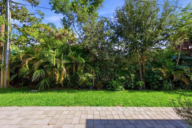 380 COWRY ROAD, Venice, FL 34293