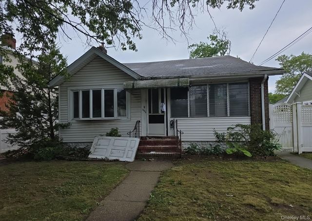 1844 Browning Street, North Baldwin, NY 11510