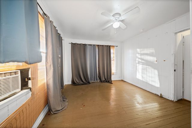 214 N Preston Street, Whitney, TX 76692