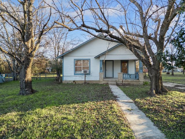 214 N Preston Street, Whitney, TX 76692