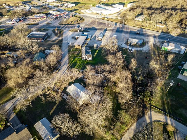 214 N Preston Street, Whitney, TX 76692